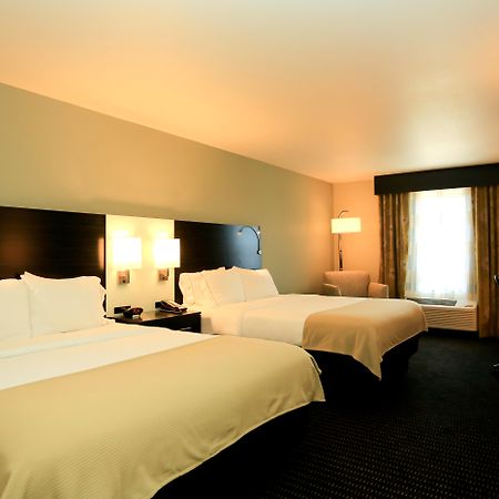 Holiday Inn Express & Suites Marion Northeast By Ihg Rom bilde