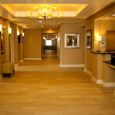 Holiday Inn Express & Suites Marion Northeast By Ihg Eksteriør bilde