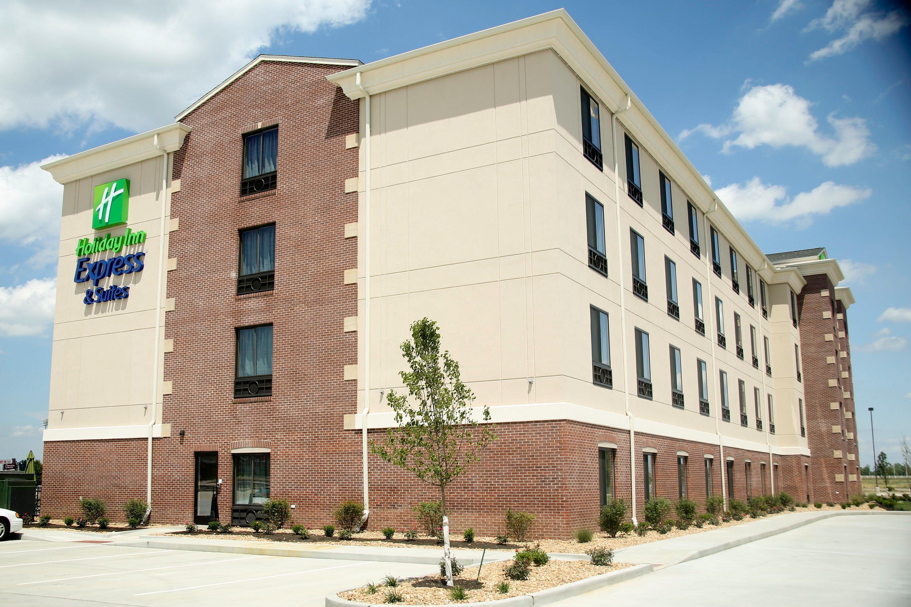 Holiday Inn Express & Suites Marion Northeast By Ihg Eksteriør bilde