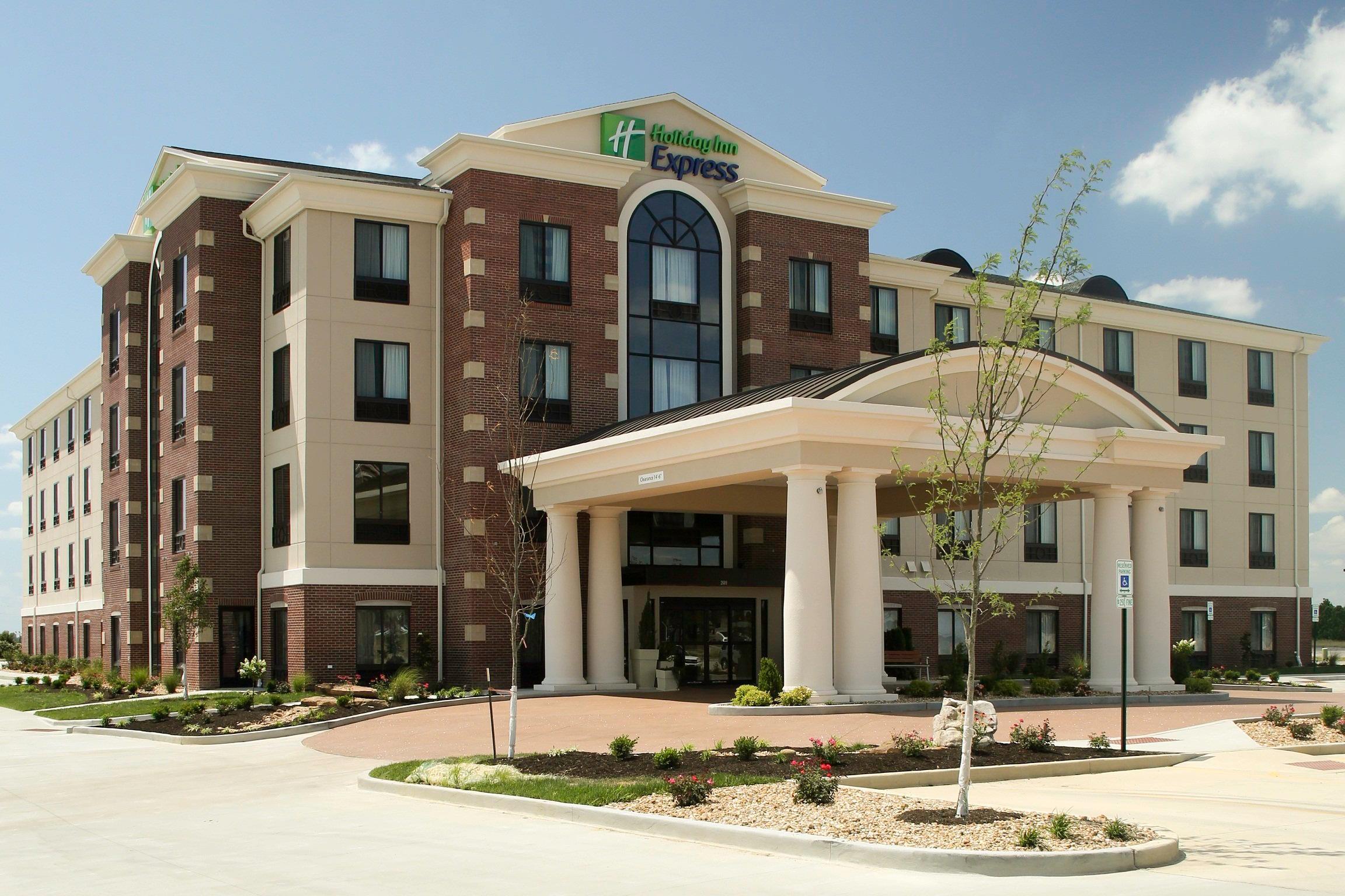 Holiday Inn Express & Suites Marion Northeast By Ihg Eksteriør bilde