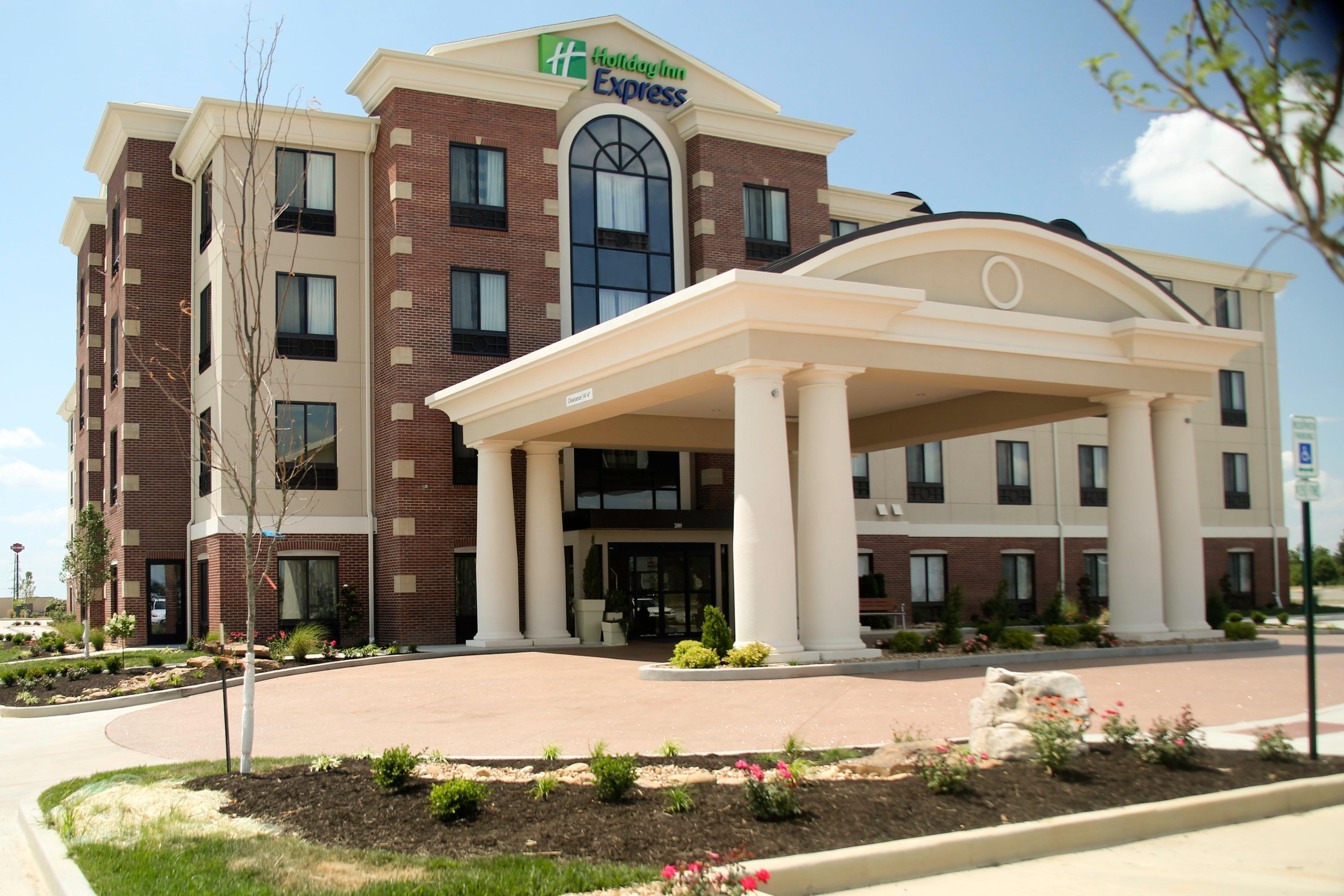 Holiday Inn Express & Suites Marion Northeast By Ihg Eksteriør bilde